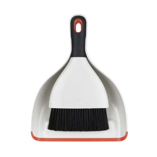 OXO DUSTPAN AND BRUSH SET