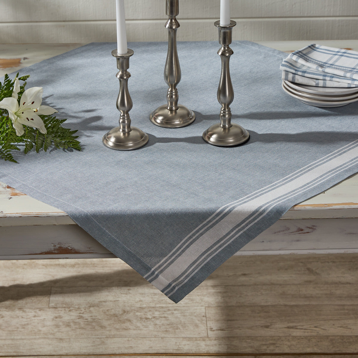 AURORA STRIPE TABLE TOPPER 36X36