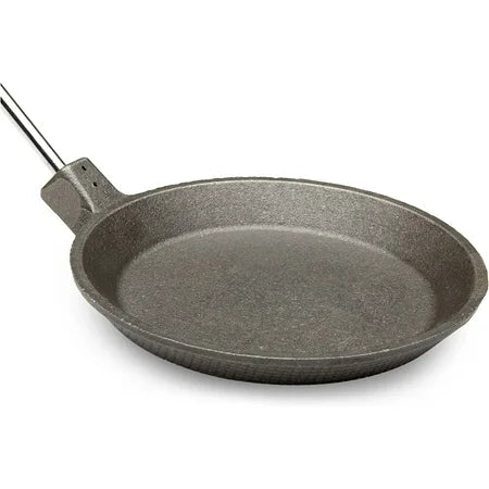 CAST IRON CAMPFIRE SKILLET