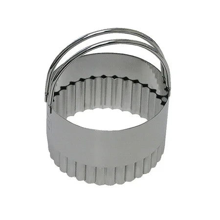 BISCUIT CUTTER 2.75" FLUTED SS